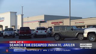 Search for Escaped Inmate, Jailer