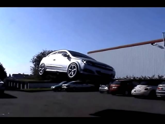 Flying Car   YouTube class=