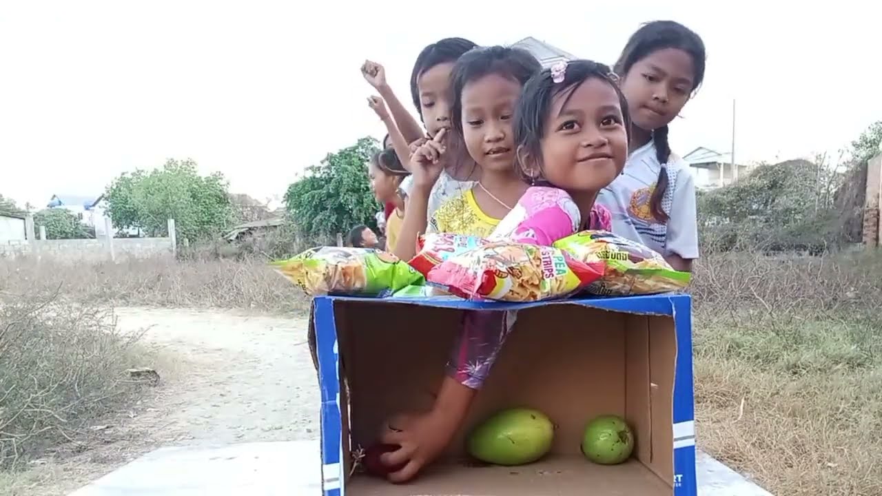 ទាយផ្លែឈើយកនំ ក្មេងៗថាងាយៗ😂😂
