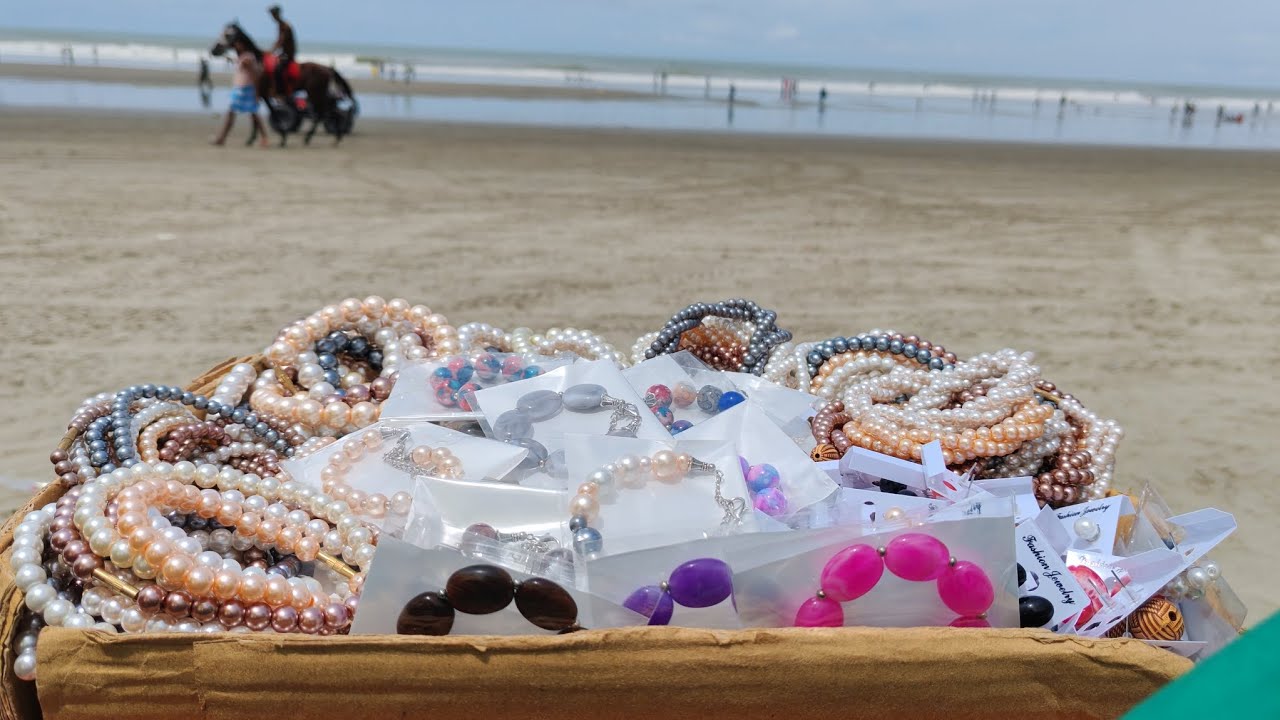 “Cox’s Bazar Shopping 🛍️ দামাদামি না করলে বড় লস 😱 | Travel Vlog 2025”