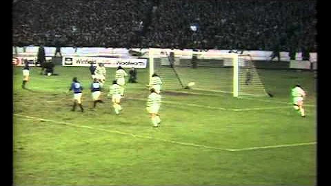 Derek Johnstone v Celtic