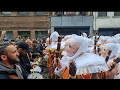 2023 les gilles de binche mardi gras au matin avec les masques