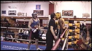 Earl Newman : USA Boxing : Alex Vanasse. 3 rounds