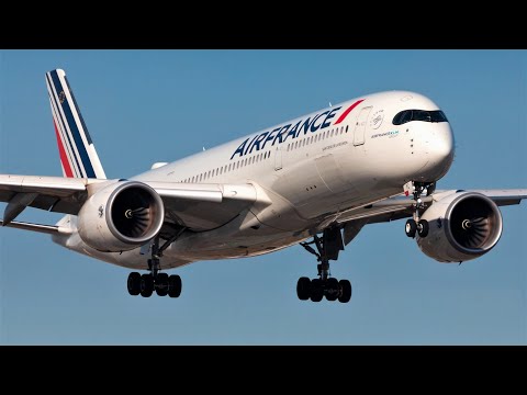 141 planes in 70min! 🇫🇷 Paris CDG Plane Spotting + ATC (Rush hour) Close up landing/Take off