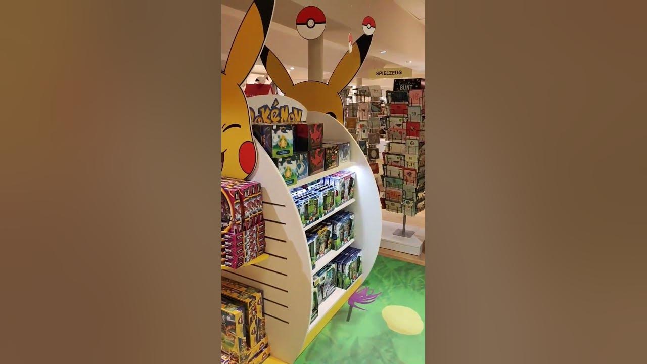Martin und ich besuchen das "Pokémon Center" in Berlin pokemon tcg shorts kadewe YouTube