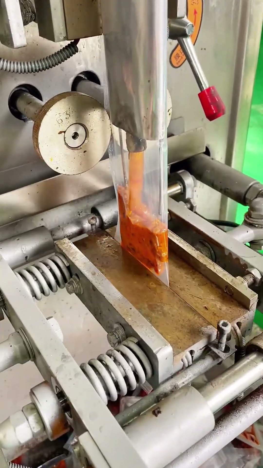 Liquid paste packaging process- Good tools and machinery make work easy