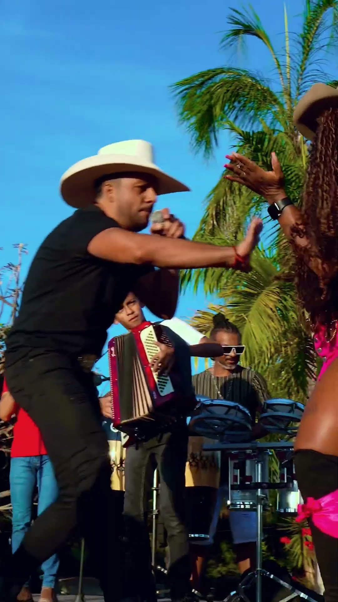 Leãozinho do forró estoura mais uma música To daquele naipe #boanoiteee #leãozinho