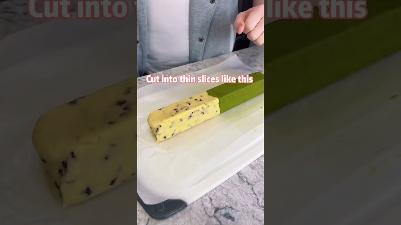 Teach my 345-month-old husband to bake cookies 🍪