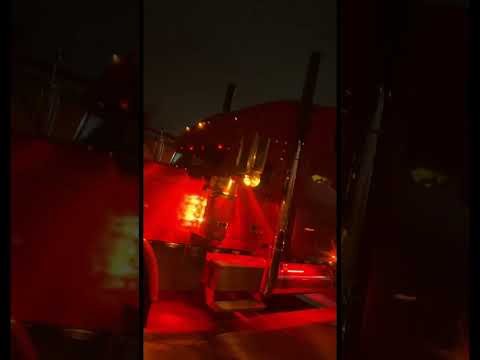 Bossman pullin up #workingclass #chickenlights # #coolkid #chrome #freightliner #18speed #detroit