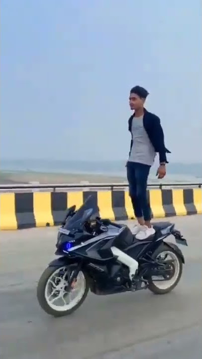 মাথা নষ্ট মামা