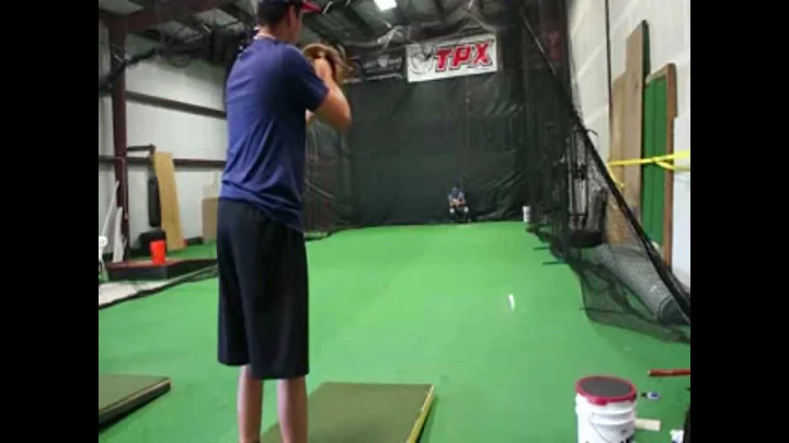 Derrick Vasquez - RHP Bullpen - Class of 2014 - Te...