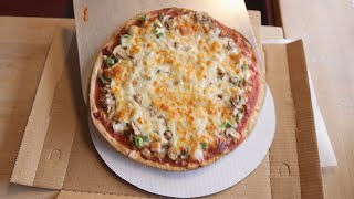 Marie's Pizza & Liquors in Chicago offers dinner & booze delivered!