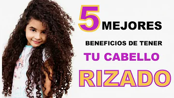 ¿Cuáles son los beneficios del pelo rizado?