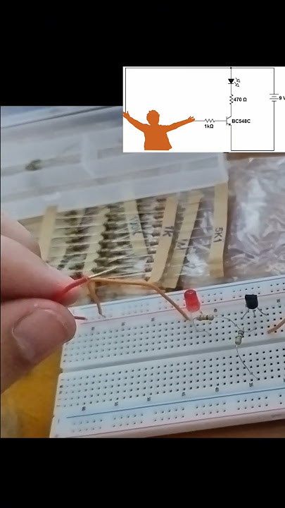Aprendendo sobre transistor, quando coloco uma pequena corrente na base ele libera a do coletor