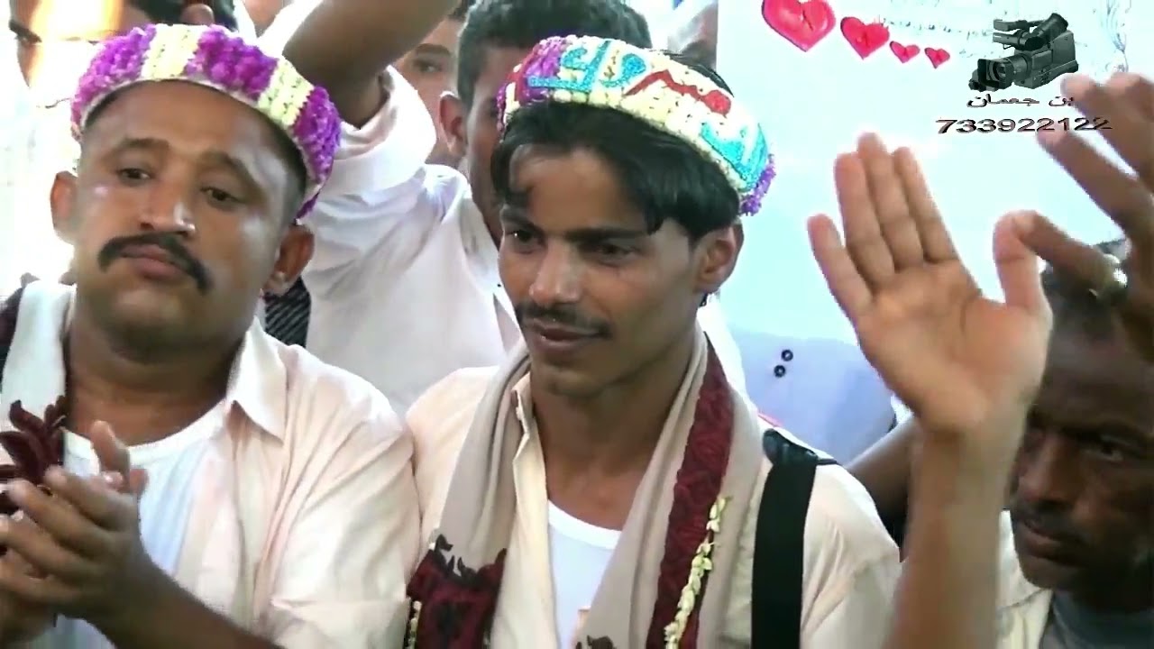 مع فرحه الاهل والاصدقاء كانت لحضه فرحه العريس انور عييد القرشي الفنان اسامه دعبوش ـ محوى عماري