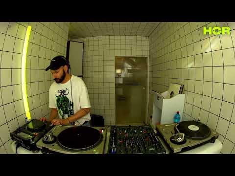 Stella's Snacks - Ady Toledano | HÖR - Oct 3 / 2022