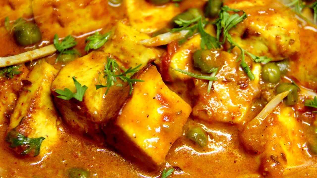 How to make Matar Paneer बिना मसाला पीसे केवल कुकर में बनाये मटर पनीर  | Matar Paneer Recipe | Foods and Flavors