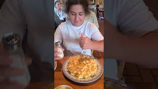 How to order a large plate of Mac and Cheese at Cracker Barrel