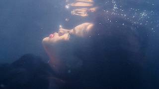 LILAC - WATCH ME GO AWAY (OFFICIAL MUSIC VIDEO)