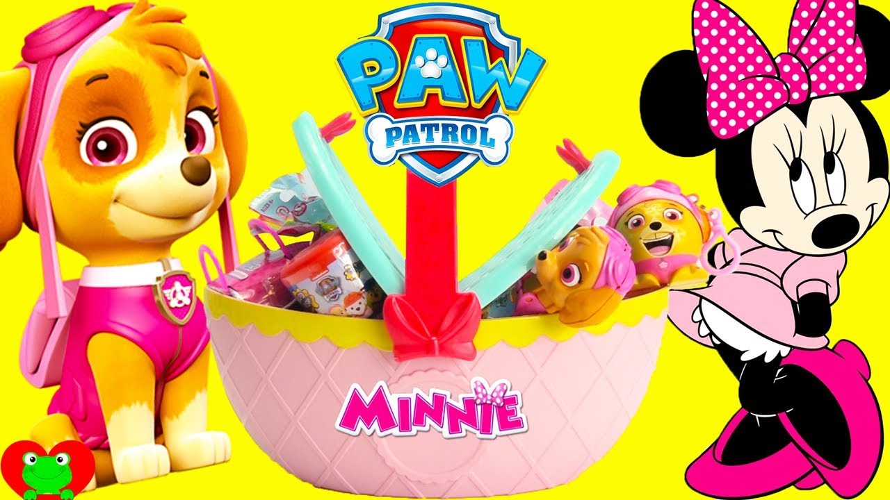 Paw Patrol Skye Finds Picnic Basket Surprises With Minnie Mouse YouTube