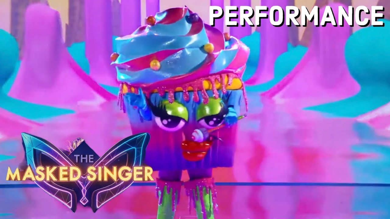 Cupcake sings “Heatwave” by Martha Reeves & The Vandellas | THE MASKED SINGER | SEASON 6