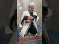 Muukulaal  soo gashay masaajid ka dibna fuushay dhabta imaanka oo akhrinayay saliga Nabiga NNKH.