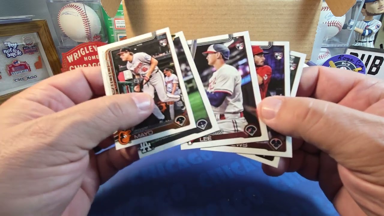 Первый взгляд 👀 Полный комплект бейсболок Topps 2025 года — розничное издание! @doogiesdugout