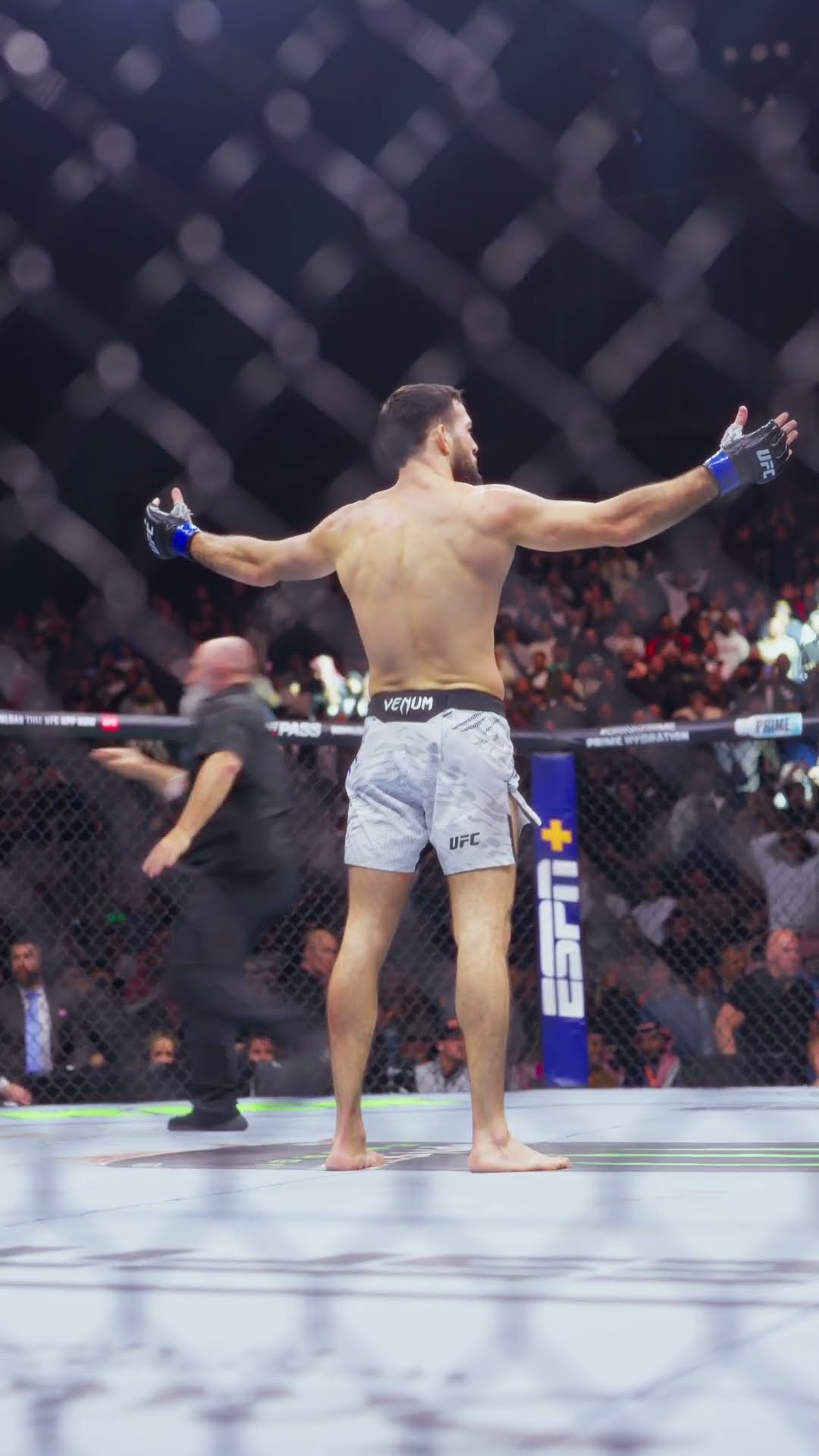 Imavov KNOCKS OUT Israel Adesanya in the second round! ? #ufcsaudiarabia