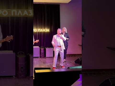 Безценная песня! Одинокая волчица - Александр Добронравов #волчица #добронравов #shorts