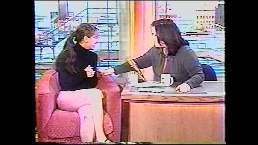 JENNIFER LOVE HEWITT on Rosie O' Donnell Show (Oct. 25,1999)