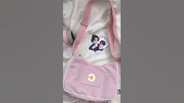 Những mẫu túi vải màu hồng cho chị em