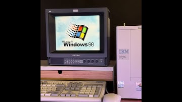 Windows 98 on a Slim PVM PRO 😍