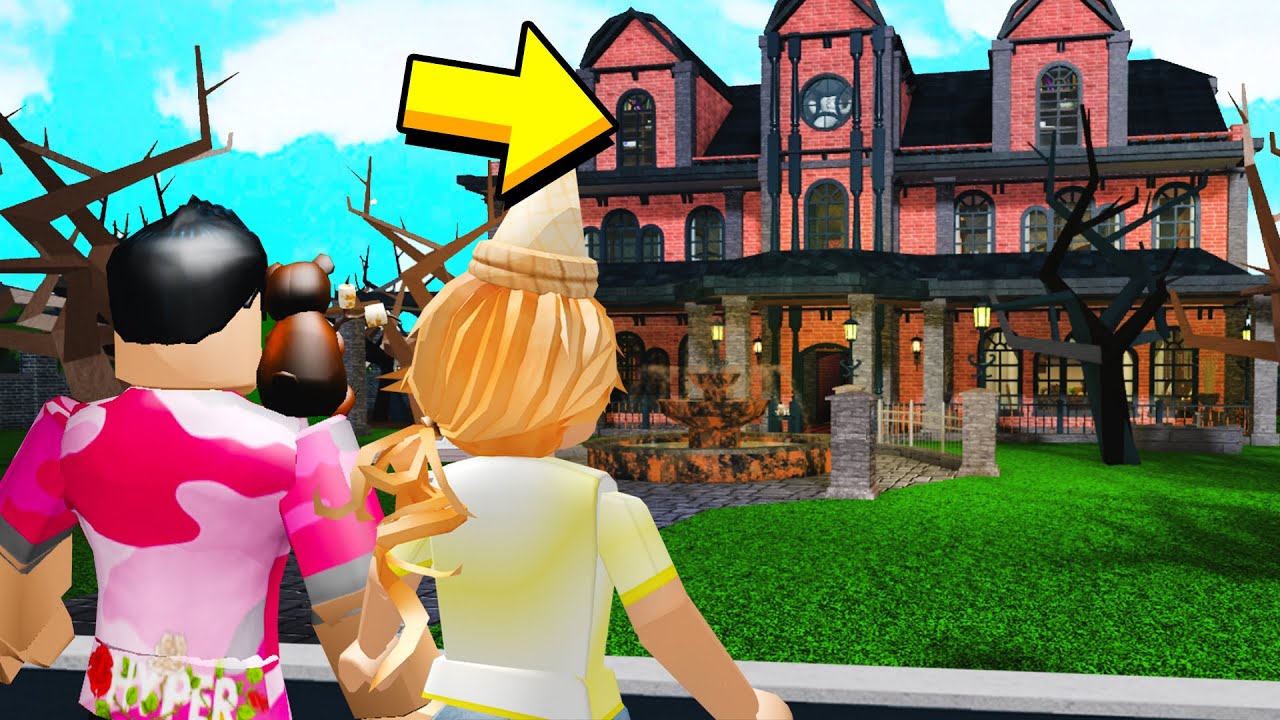 Sister And I Found A Creepy Mansion What I Find In The Attic Will Scare You Roblox Youtube - guy trapped in broken house roblox