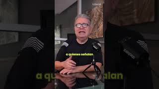 Renuncia tras escándalo en Palacio