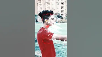 صحبي من غباؤه القيصر 