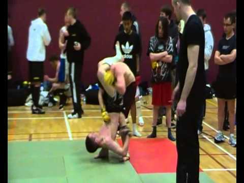 Aaron Gleeson Vs Stephen Barcoe MMA league - YouTube