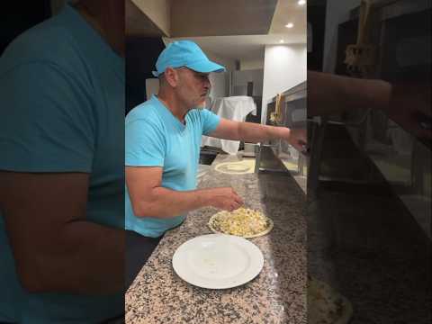 هانتوما ياختي شاف واخة عندو لخدمة مهلي فيا
