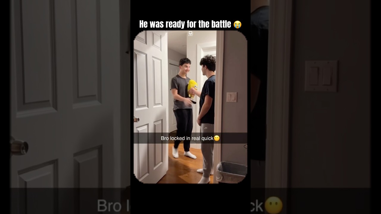 Bro reset his posture in 0.5 seconds #hopecore #hopeless #funny