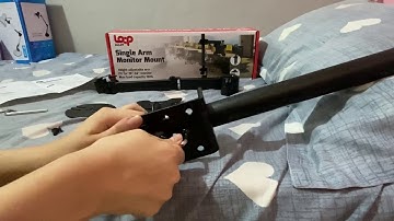 Installation of Loop Alloy Single Monitor Mount C-Clamp with Mount VESA Adapter