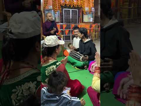 सुन्दै आनन्द आउने भजन ।