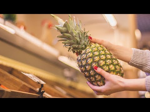 The Secrets To Picking The Perfect Pineapple