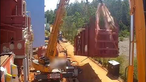 Rigging Failure for Tandem Lifting