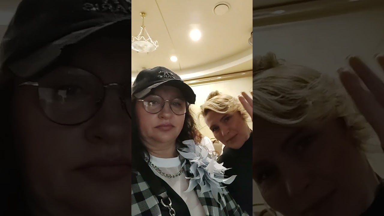 С дизайнером одежды Еленой Коваль