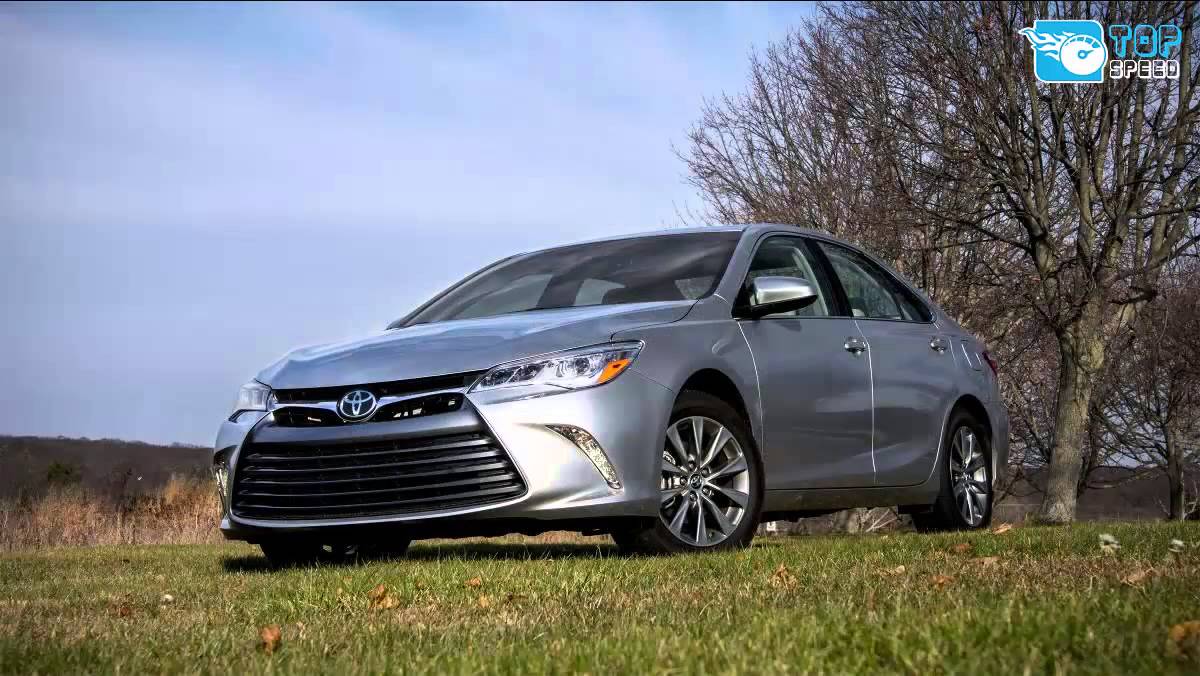 Сравнение тойота камри. Toyota Camry 2015 XLE. Toyota Camry XLE. 2016 Toyota Camry XLE. Toyota Camry XLE 2017.