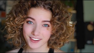 Quick and Easy Short Curly Hair Refresh | 2b, 3a curls and waves