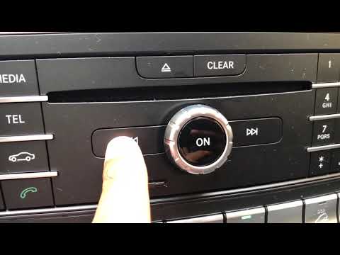 Mercedes-Benz GLA - Audio system overview