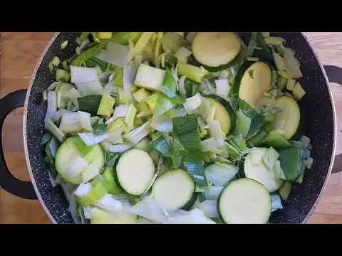 Video: Courgettepureesoep Met Kaas