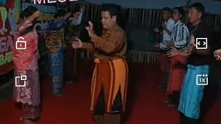 Mecek Pusuh. Keleng Barus.
