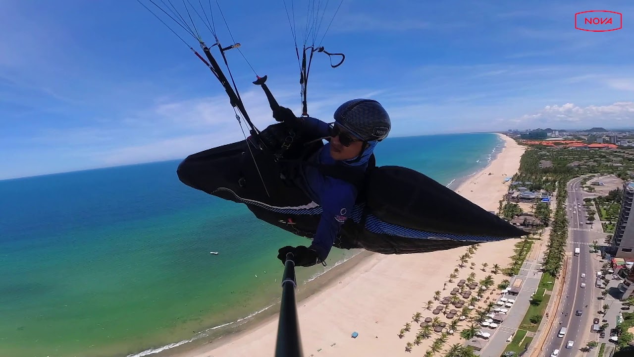 Bay dù lượn ngắm toàn cảnh thành phố Đà Nẵng - FB: Mebayluon Paragliding