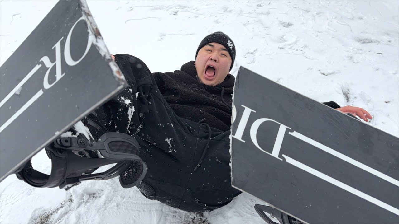 友達の150万円のスノボの板を折ってスキー滑らせてみた【ドッキリ】